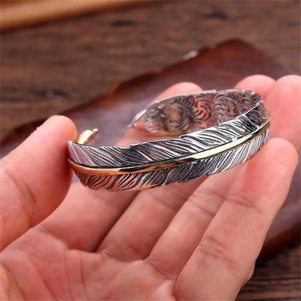 Tang Grass Pattern Feather Bracelet