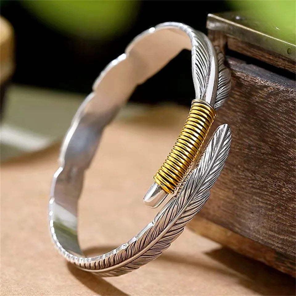 Tang Grass Pattern Feather Bracelet